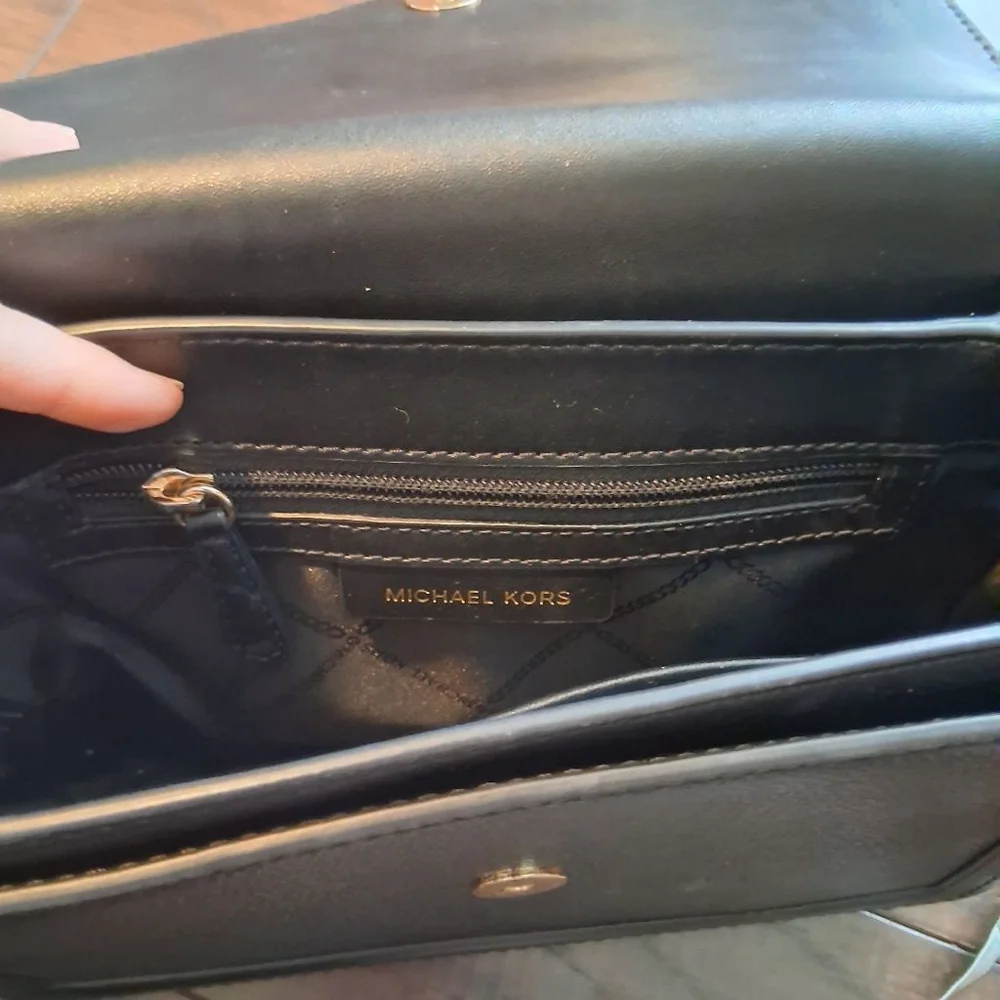 Michael Kors Jessie Pebbled Leather Shoulder Bag